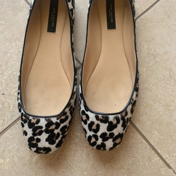 ANN TAYLOR LEOPARD HAIRCALF BALLET FLATS - SZ 8M - Picture 2 of 6